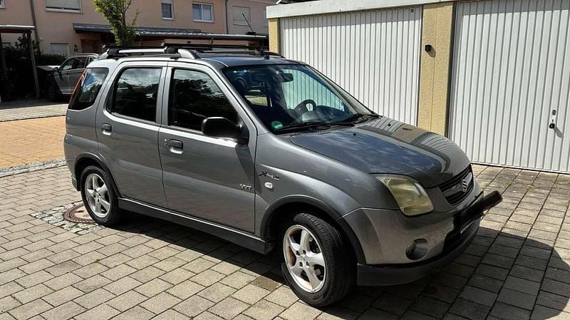 Silber Gebraucht 2005 Suzuki Ignis Kleinwagen | 650 € (Superpreis) - Bild 1/4