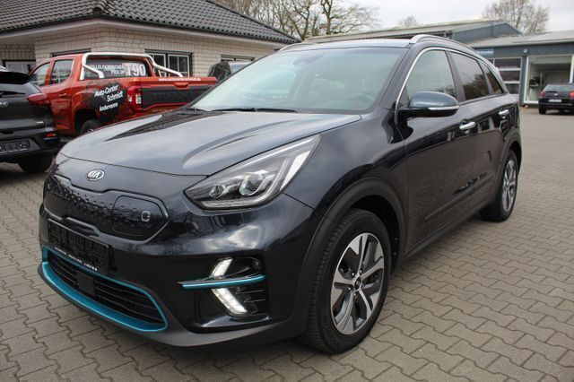 Blau Gebraucht 2021 Kia e-Niro Vision SUV | 24.990 € (Fairer Preis) - Bild 1/4