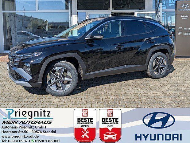 Schwarz Neu 2025 Hyundai Tucson Trend SUV | 35.390 € (Teuer) - Bild 1/4