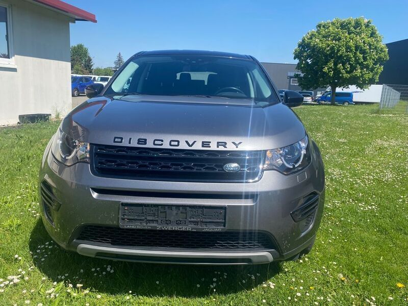 Grau Gebraucht 2016 Land Rover Discovery Sport SE SUV | 12.800 € (Etwas zu teuer) - Bild 1/4