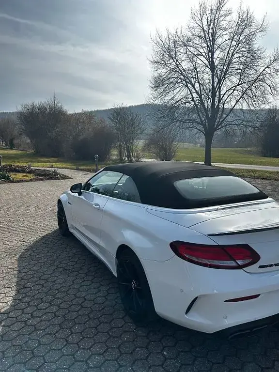 Gebraucht Mercedes C63 AMG AMG 476 PS (350 kW) 2018 Weiß Cabrio