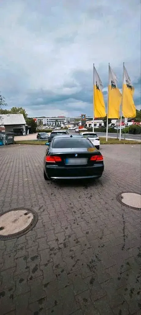 Gebraucht BMW 325 218 PS (160 kW) 2007 Schwarz Coupé