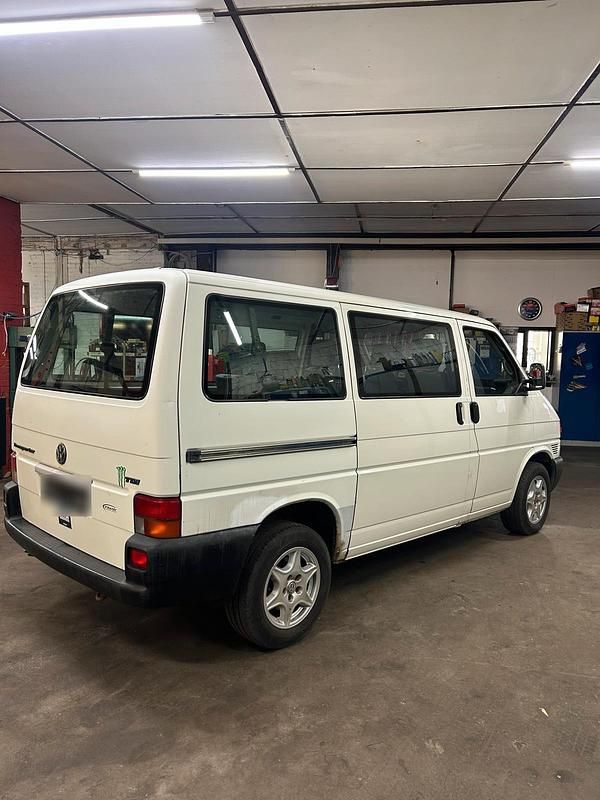 Gebraucht VW Golf 88 PS (64 kW) 2003 Weiß Van / Kleinbus