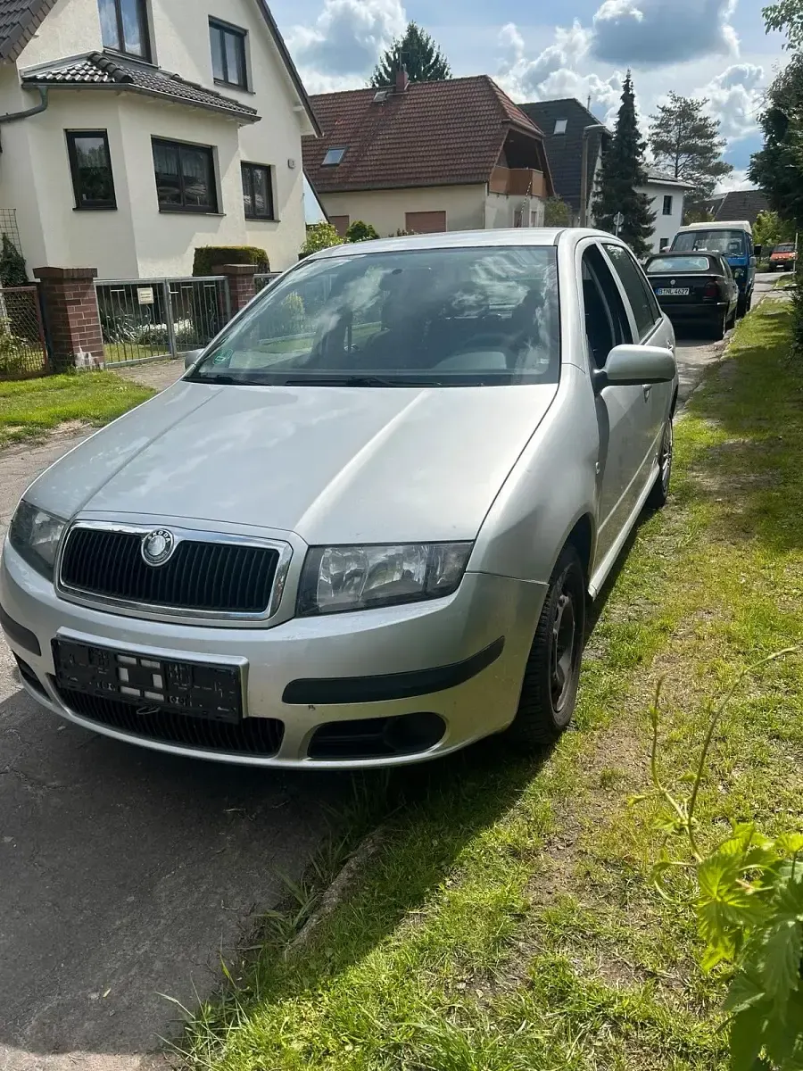 Gebraucht Skoda Fabia 65 PS (47 kW) 2006 Silber Kleinwagen