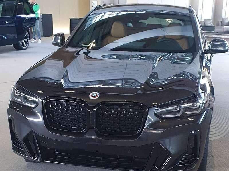 Grau Gebraucht 2022 BMW X4 SUV | 63.800 € - Bild 1/3