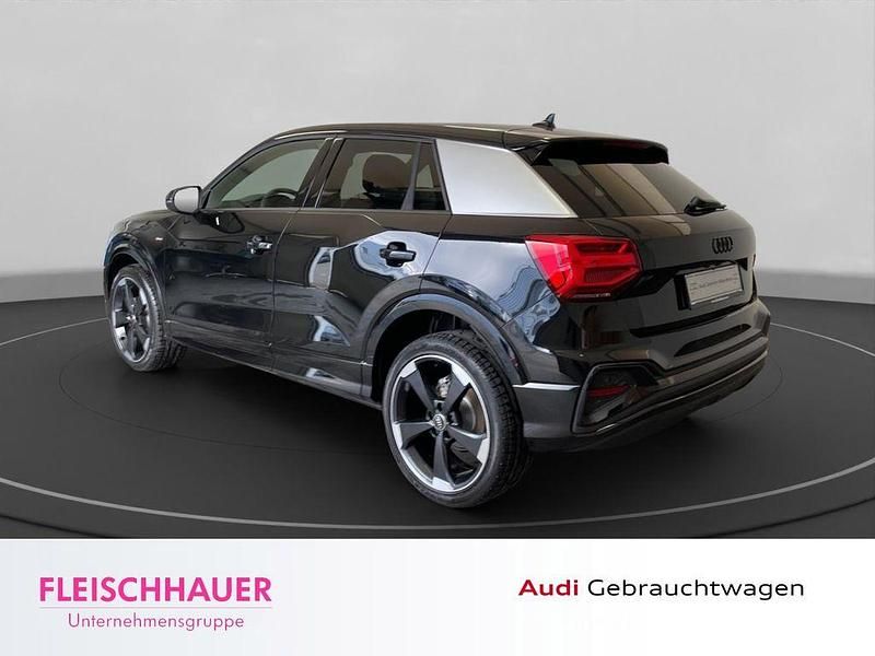 Gebraucht Audi Q2 S-Line 150 PS (110 kW) 2024 Mythosschwarz metallic SUV