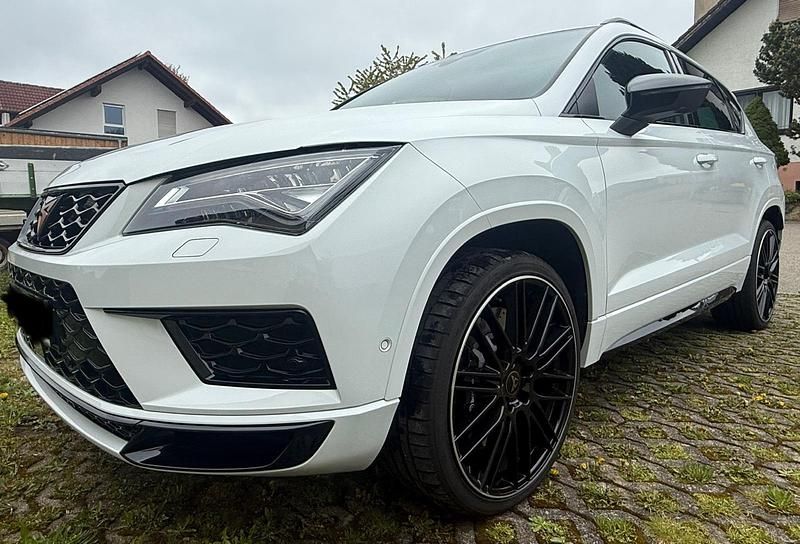 Weiß Gebraucht 2019 Cupra Ateca SUV | 25.299 € (Fairer Preis) - Bild 1/4