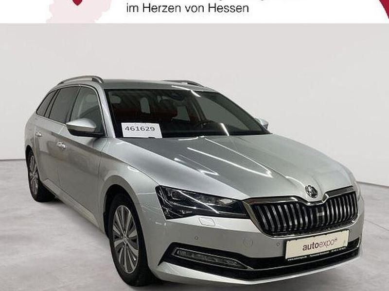 Silber Gebraucht 2022 Skoda Superb Style Limousine | 20.589 € (Guter Preis) - Bild 1/4