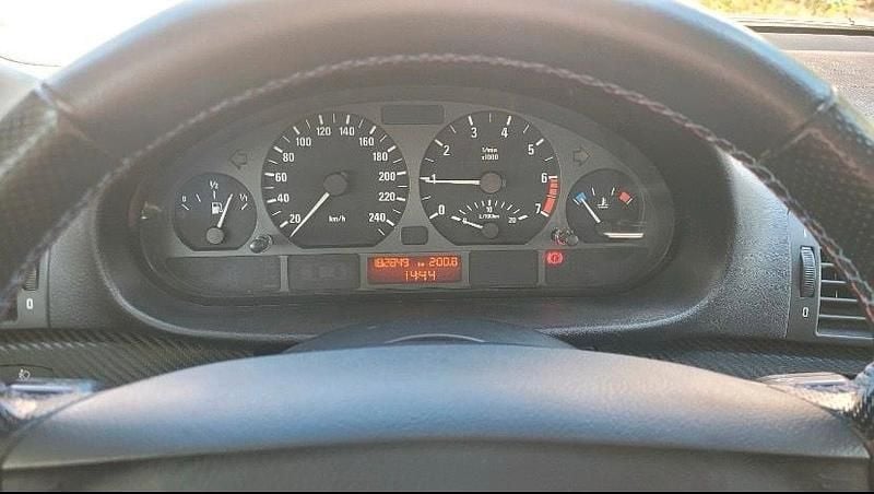 Gebraucht BMW 320 Basis 170 PS (125 kW) 2002 Limousine