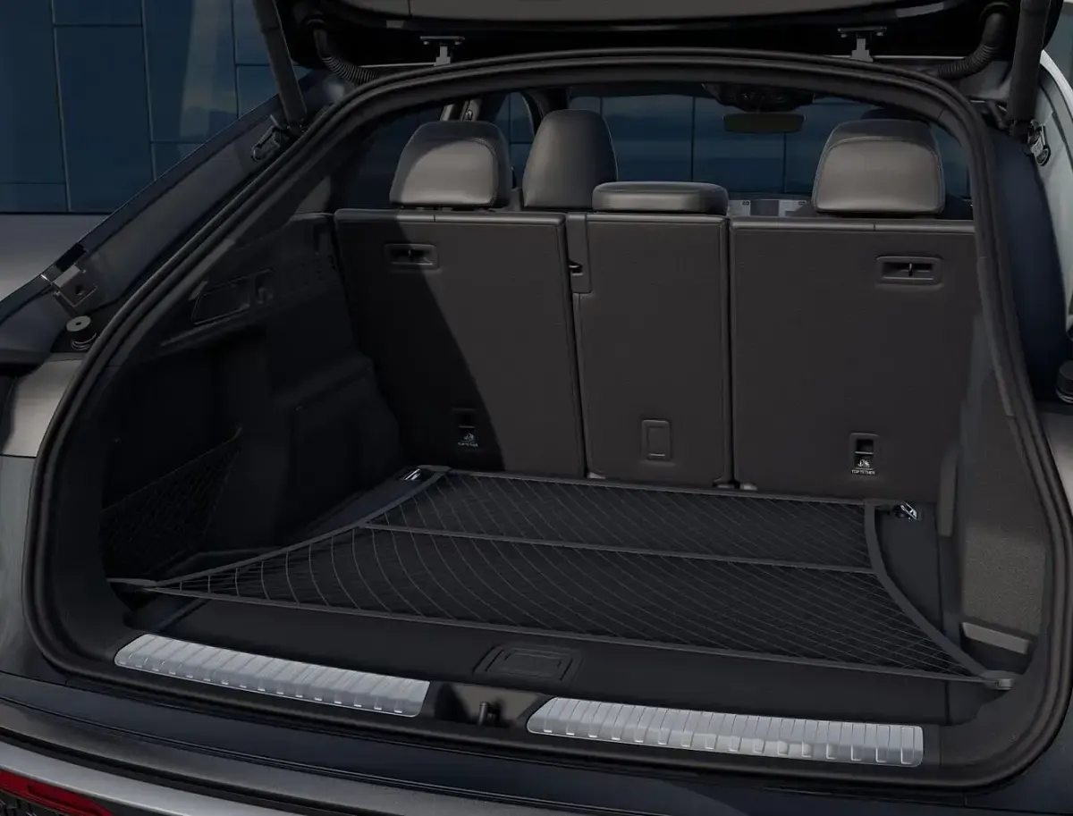 Neu Audi Q5 Sportback Ambiente 299 PS (219 kW) 2026 Mythosschwarz metallic SUV