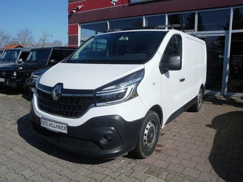 Gebraucht Renault Trafic Komfort 145 PS (106 kW) 2020 Weiß Van / Kleinbus