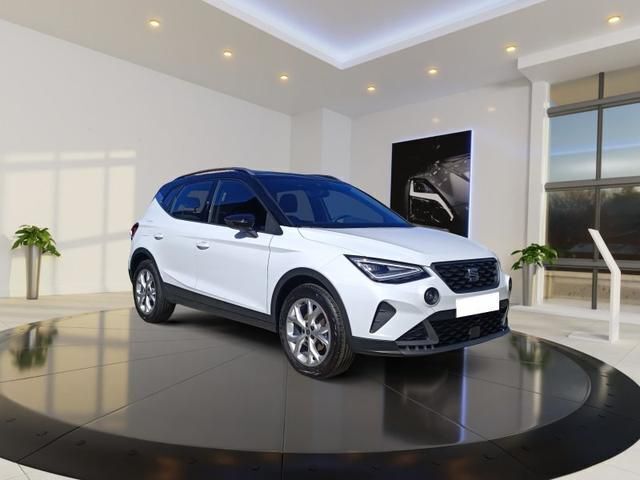 Gebraucht 2023 Seat Arona FR SUV | 29.447 € - Bild 1/4