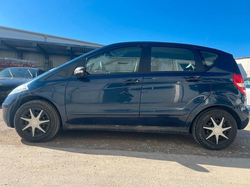 Gebraucht Mercedes A170 116 PS (85 kW) 2005 Blau Kleinwagen