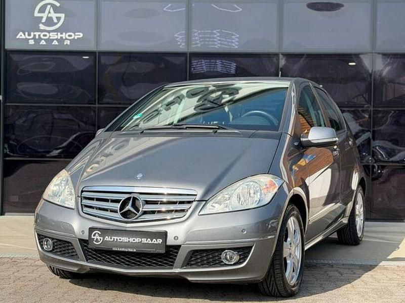 Gebraucht Mercedes A160 95 PS (69 kW) 2010 Grau Limousine