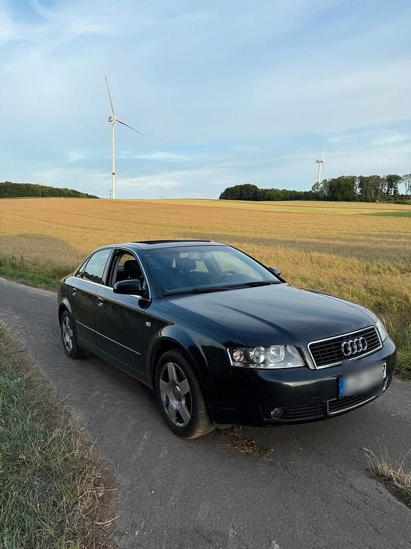 Schwarz Gebraucht 2004 Audi A4 Limousine | 2.900 € (Fairer Preis) - Bild 1/4