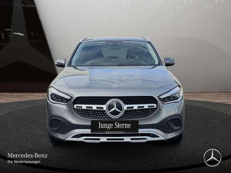 Gebraucht Mercedes GLA250 Style 160 PS (117 kW) 2022 Grau SUV