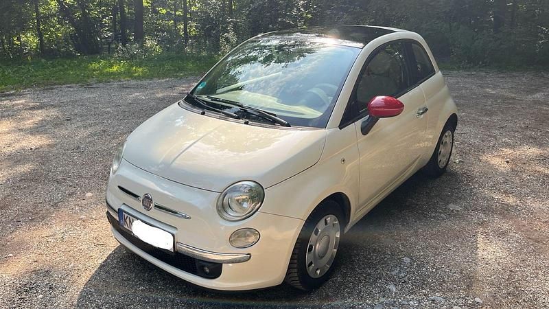Rot Gebraucht 2011 Fiat 500 Kleinwagen | 5.490 € (Fairer Preis) - Bild 1/4