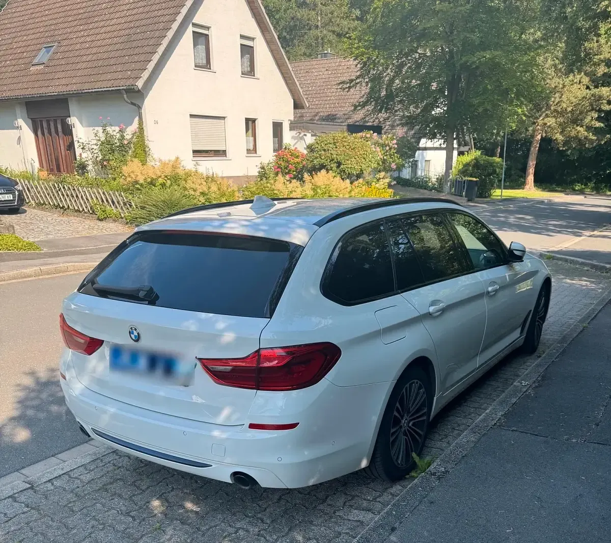 Gebraucht BMW 520 190 PS (139 kW) 2018 Weiß Kombi