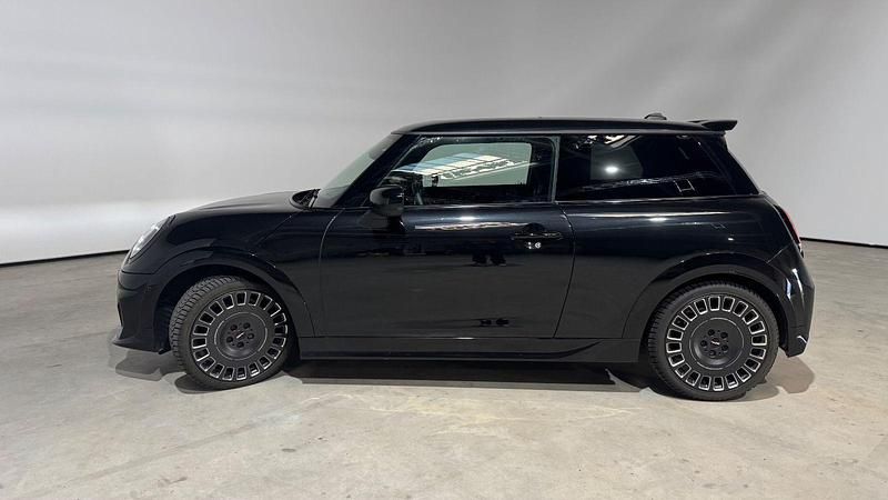 Gebraucht Mini John Cooper Works 204 PS (150 kW) 2024 Schwarz Kleinwagen