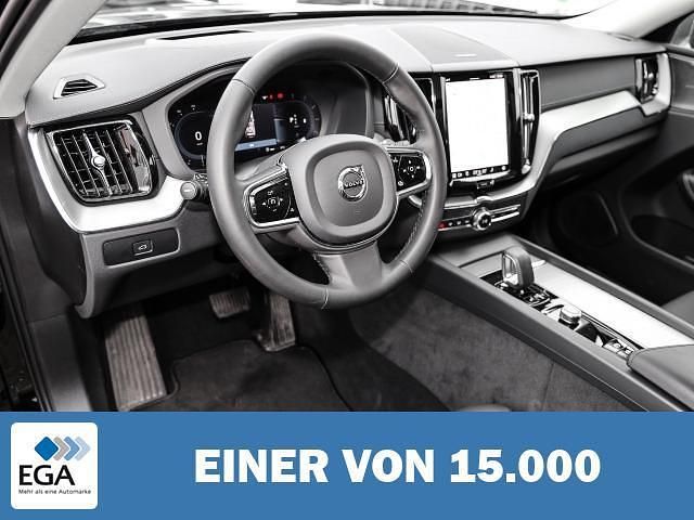 Gebraucht Volvo XC60 Ultimate 197 PS (144 kW) 2023 Schwarz metallic SUV