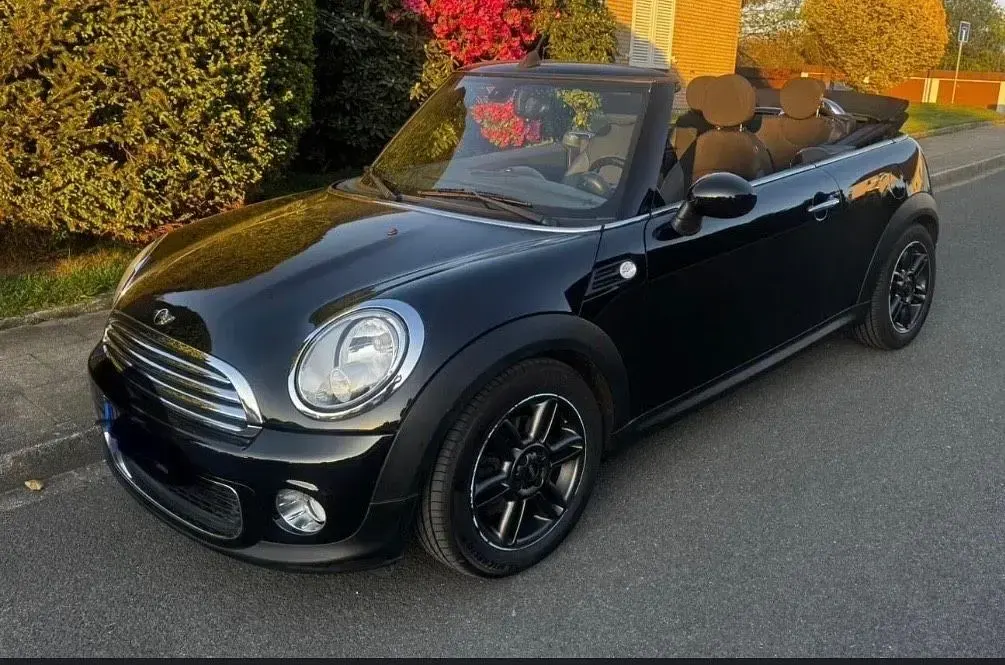 Gebraucht Mini One Cabriolet 98 PS (72 kW) 2010 Schwarz Cabrio
