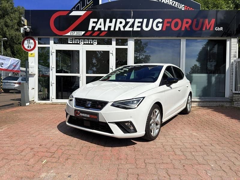 Weiß Gebraucht 2019 Seat Ibiza FR Limousine | 14.900 € (Guter Preis) - Bild 1/4