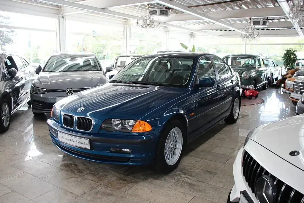 Gebraucht BMW 318 118 PS (86 kW) 2000 Blau Limousine