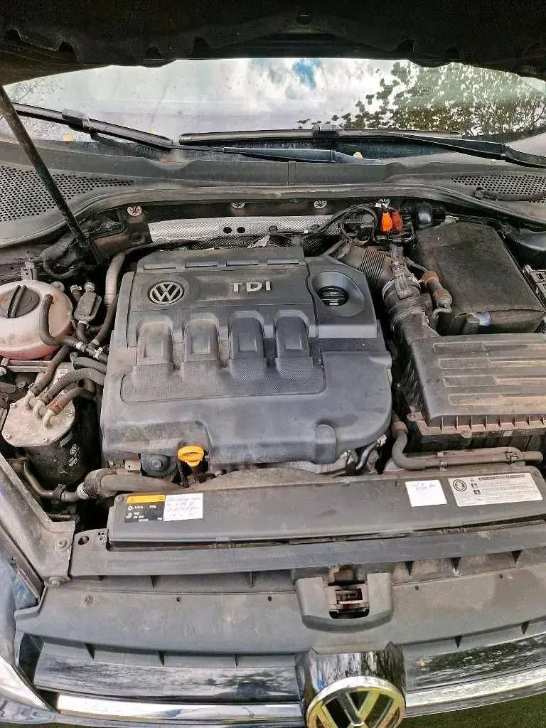 Gebraucht VW Golf VII 105 PS (77 kW) 2013 Schwarz Kombi