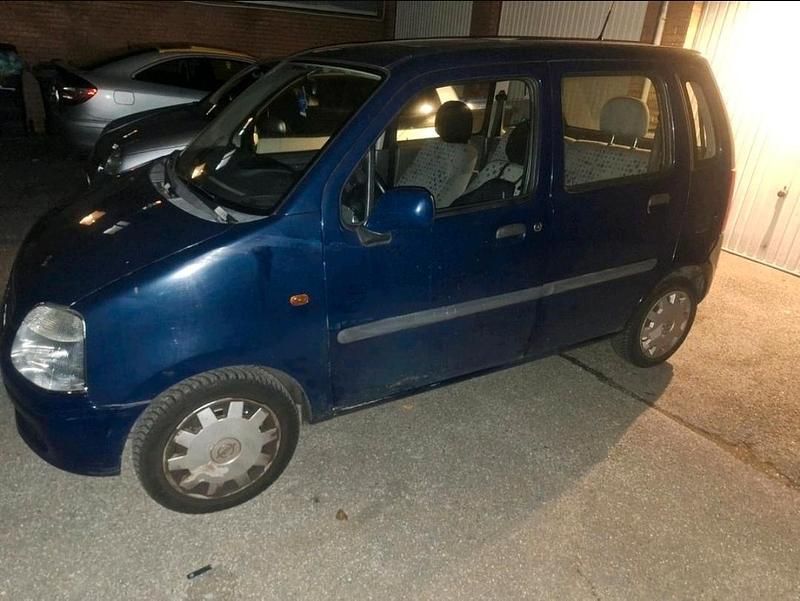 Blau Gebraucht 2001 Opel Agila Kleinwagen | 600 € (Guter Preis) - Bild 1/4