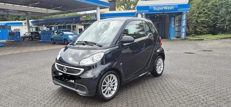 Schwarz Gebraucht 2012 Smart ForTwo Coupé Coupé | 3.990 € (Fairer Preis) - Bild 1/4