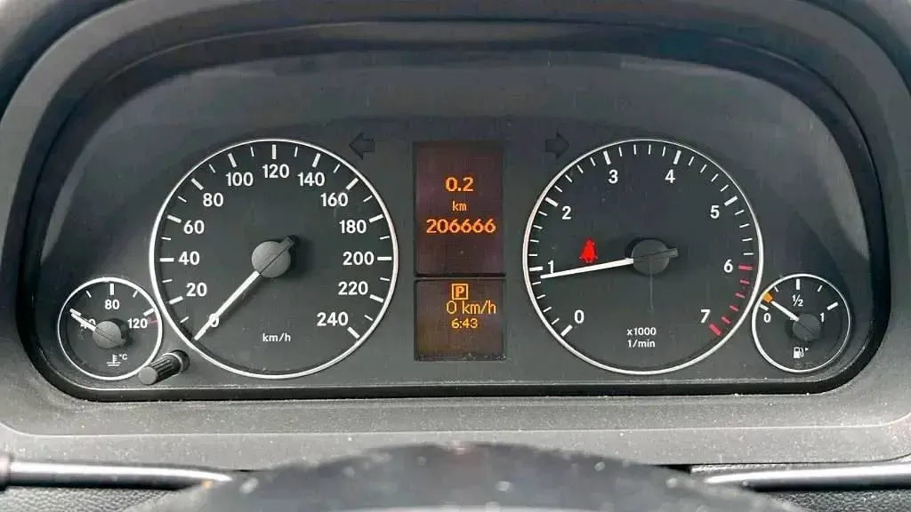 Gebraucht Mercedes A200 Avantgarde 193 PS (141 kW) 2009 Silber Limousine