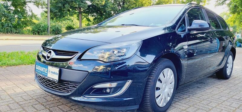Schwarz Gebraucht 2013 Opel Astra Active Kombi | 6.990 € (Fairer Preis) - Bild 1/4