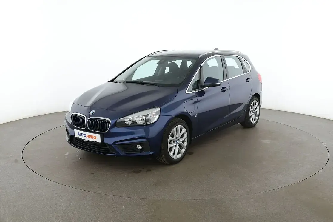 Gebraucht BMW 225 Active Tourer Advantage 224 PS (164 kW) 2017 Van / Kleinbus