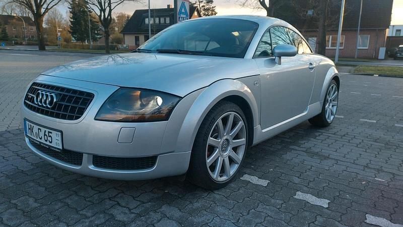Gebraucht Audi TT S-Line 224 PS (164 kW) 1999 Silber Coupé