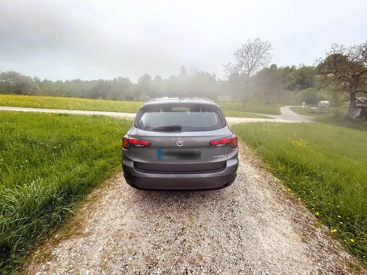 Gebraucht Fiat Tipo 95 PS (69 kW) 2019 Grau Kombi