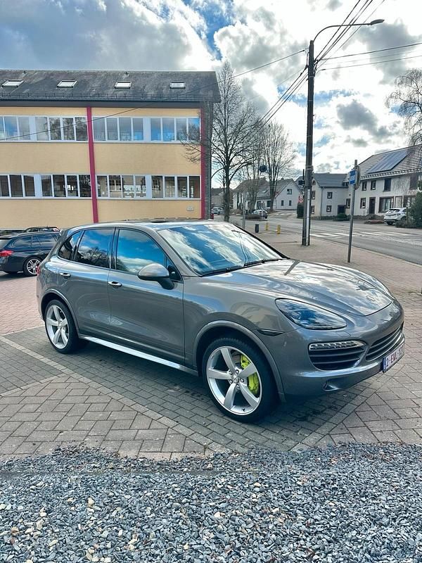 Gebraucht Porsche Cayenne GTS 211 PS (155 kW) 2013 Grau SUV