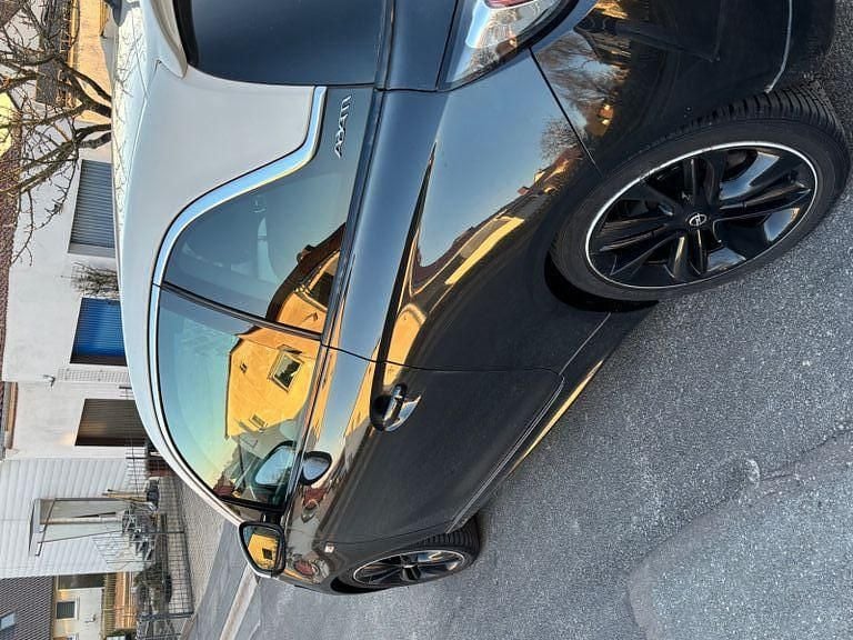 Gebraucht Opel Adam Slam 116 PS (85 kW) 2015 Schwarz Kleinwagen