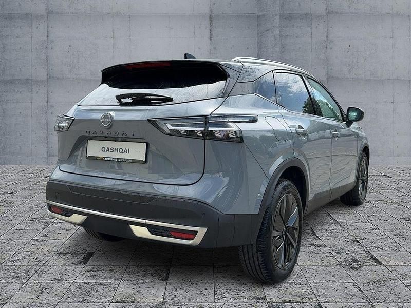 Neu Nissan Qashqai Tekna 158 PS (116 kW) 2025 Grau SUV