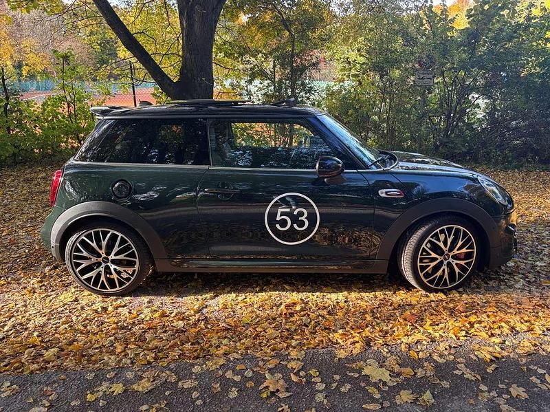 Gebraucht Mini John Cooper Works 231 PS (169 kW) 2017 Grün Kleinwagen
