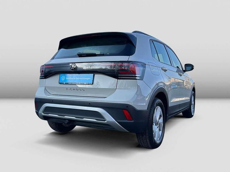 Gebraucht VW T-Cross Life 95 PS (69 kW) 2024 Ascotgrau SUV