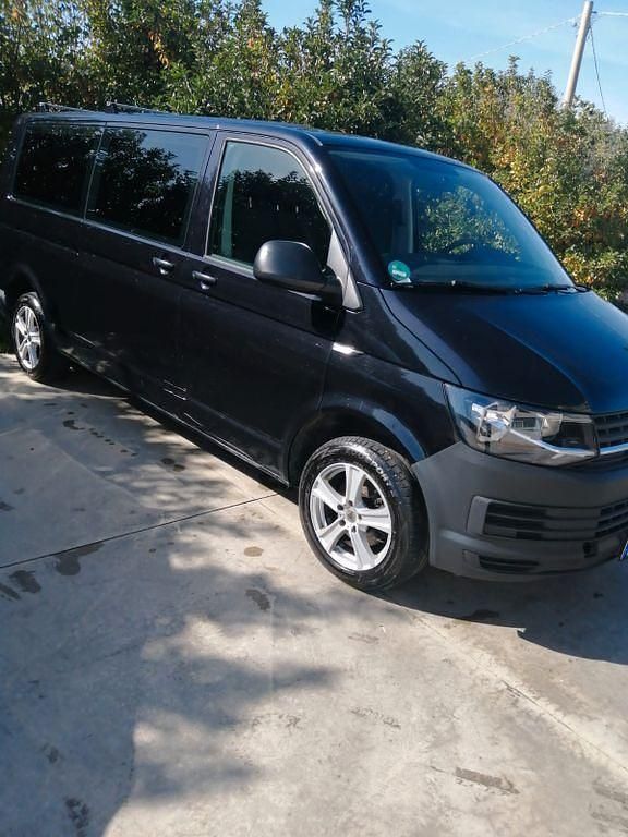 Gebraucht VW Transporter 150 PS (110 kW) 2018 Schwarz Van