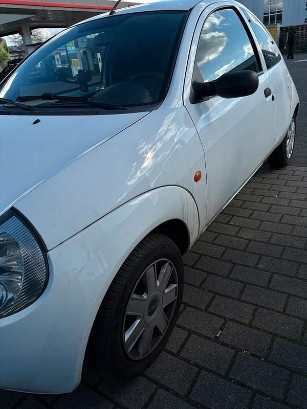 Gebraucht Ford Ka 60 PS (44 kW) 2008 Weiß Kleinwagen