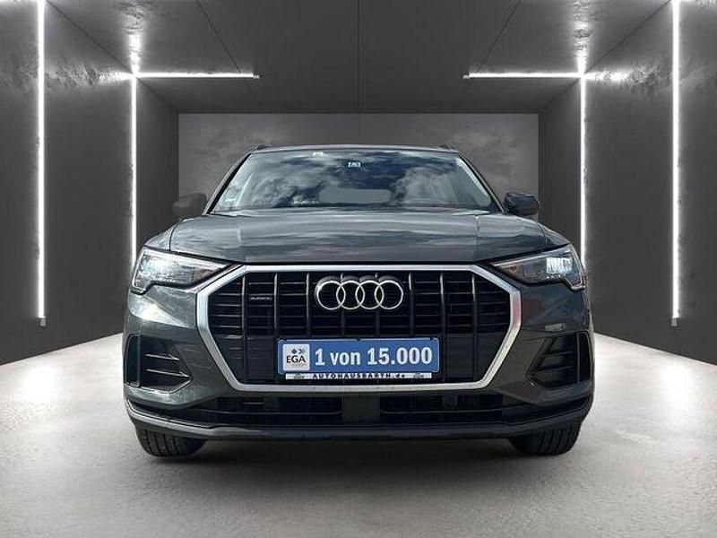 Gebraucht Audi Q3 Ambiente 150 PS (110 kW) 2021 Nanograu metallic SUV