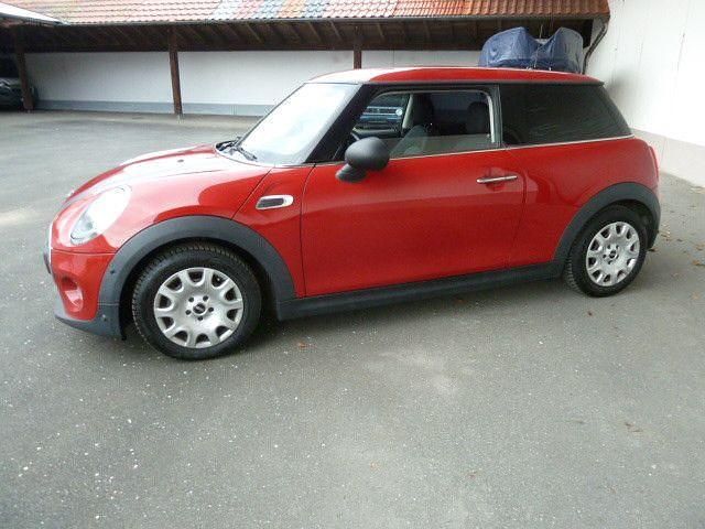 Gebraucht Mini ONE 102 PS (75 kW) 2016 Rot Kleinwagen