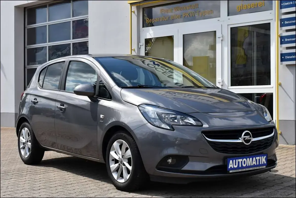 Gebraucht Opel Corsa drive 90 PS (66 kW) 2016 Karbon silber/shiny grey (m2) Kleinwagen