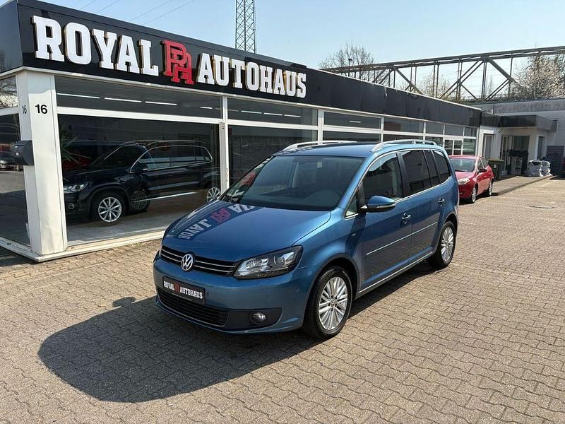 Gebraucht VW Touran Cup 140 PS (102 kW) 2015 Blau Van / Kleinbus