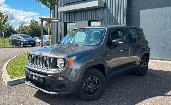 Grau Gebraucht 2016 Jeep Renegade Sport SUV | 13.990 € (Etwas zu teuer) - Bild 1/4