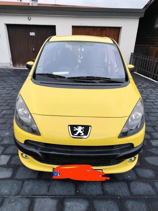 Gelb Gebraucht 2005 Peugeot 1007 Kleinwagen | 2.999 € (Etwas zu teuer) - Bild 1/4