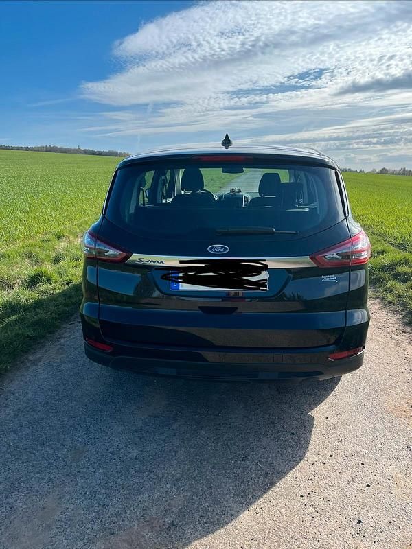 Occasion Ford S-MAX S 150 ch (110 kW) 2021 Noir Monospace