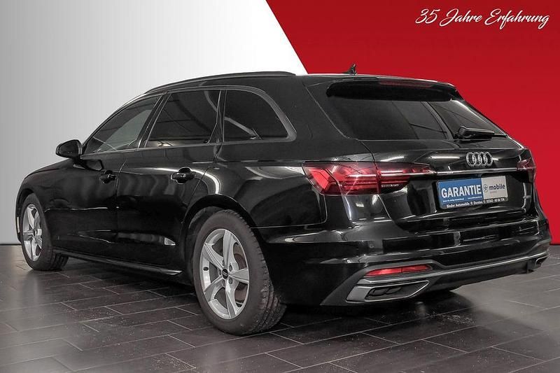Gebraucht Audi A4 Advanced 204 PS (150 kW) 2022 Schwarz Limousine